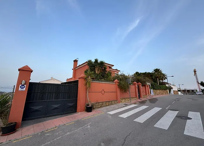 Casa Delfina 別荘 エステポナ